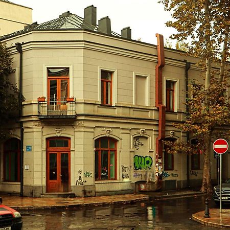 Central 4Br Apt For Groups & Families - By Wehost Villa Tbilisi Exterior photo